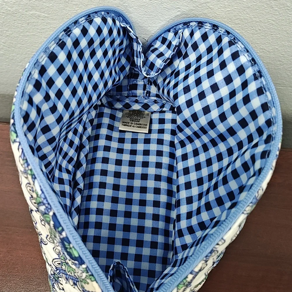 Bath & Body Works Vera Bradley BLUE WASHED SKY Cosmetic Bag & Mini Set